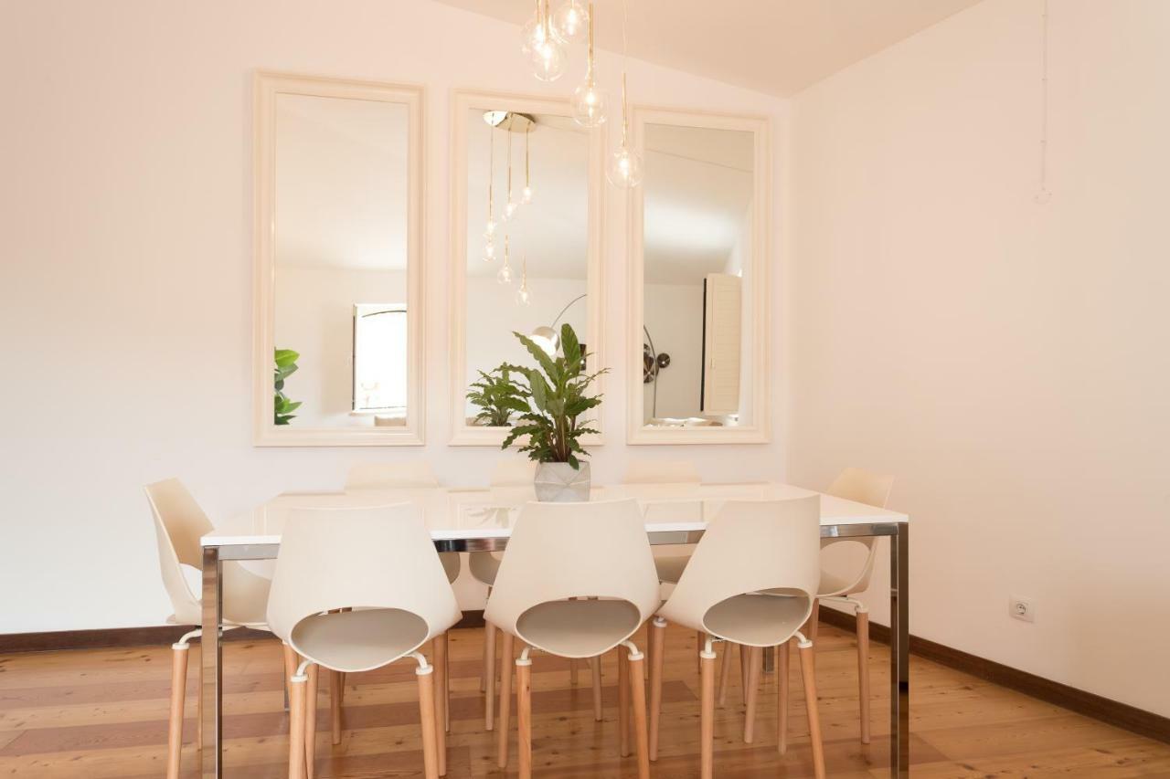 Alfama Modern Two-Bedroom Apartment W/ River View And Parking - By Lu Holidays Lisboa エクステリア 写真
